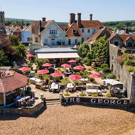 The George Hotel And Beach Club Ярмът Екстериор снимка